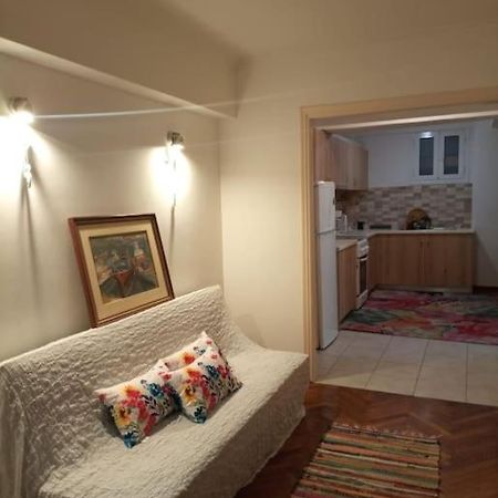 Romantic Apartment Ideal For Women! Athene Buitenkant foto