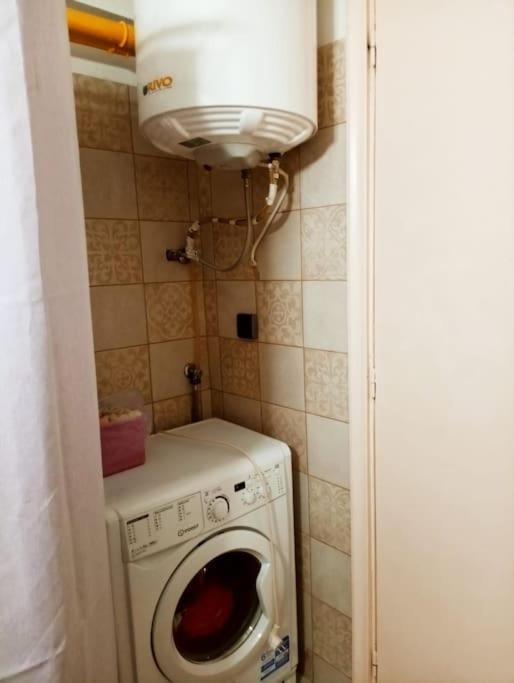 Romantic Apartment Ideal For Women! Athene Buitenkant foto