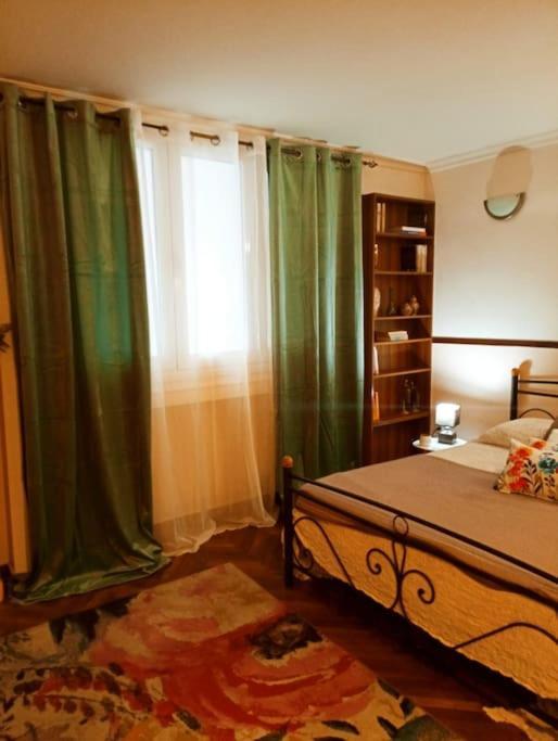 Romantic Apartment Ideal For Women! Athene Buitenkant foto