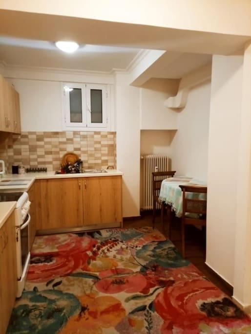 Romantic Apartment Ideal For Women! Athene Buitenkant foto