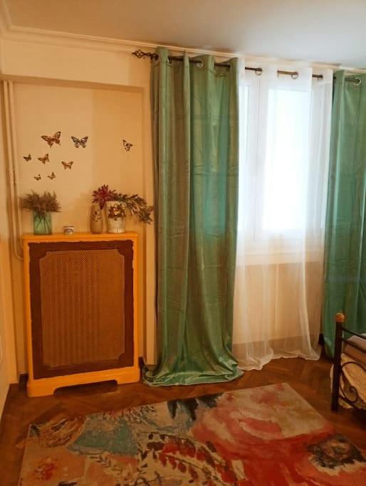 Romantic Apartment Ideal For Women! Athene Buitenkant foto